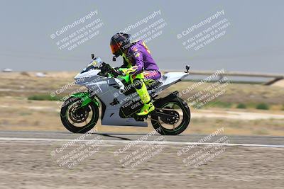 media/Aug-03-2025-TrackDaz (Sun) [[bf4a71acf9]]/B Group/1220pm (Wheelie Bump)/